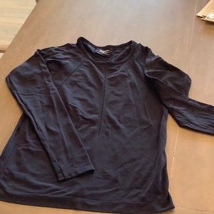 Athleta long sleeve pullover